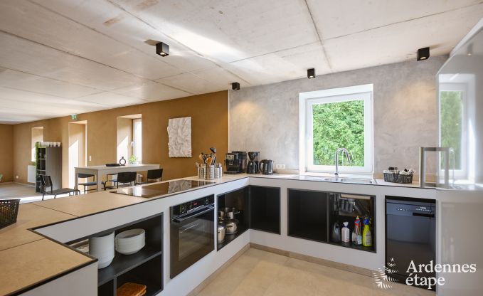 Gerumiges Ferienhaus Saint-Vith fr 23 Personen mit 6 Schlafzimmern, Sauna und groem Garten