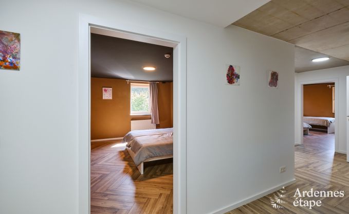 Gerumiges Ferienhaus Saint-Vith fr 23 Personen mit 6 Schlafzimmern, Sauna und groem Garten