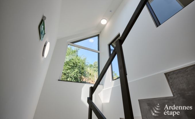 Gerumiges Ferienhaus Saint-Vith fr 23 Personen mit 6 Schlafzimmern, Sauna und groem Garten