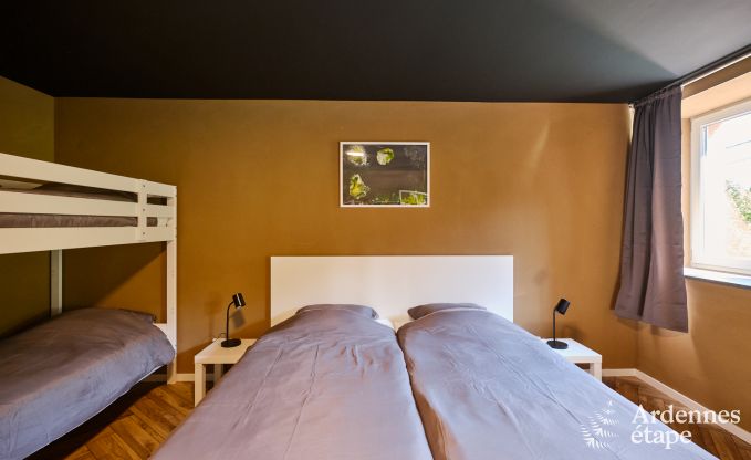 Gerumiges Ferienhaus Saint-Vith fr 23 Personen mit 6 Schlafzimmern, Sauna und groem Garten