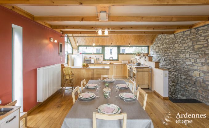 Einladendes Ferienhaus für 6 Personen in Sainte-Ode