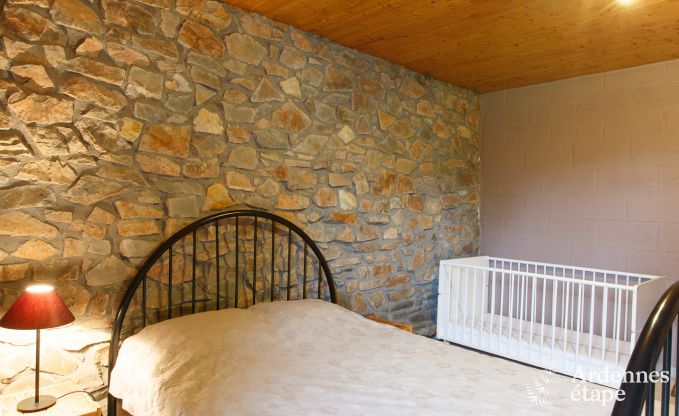 Ferienhaus in Sainte-Ode: Oase der Ruhe f�r 8 Personen mit Terrasse und Garten in den Ardennen