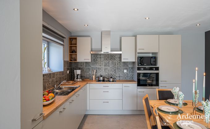 Luxuri�se und hundefreundliche Ferienwohnung mit Pool in Sainte-Ode, Ardennen