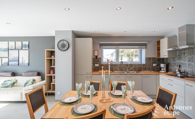 Luxuri�se und hundefreundliche Ferienwohnung mit Pool in Sainte-Ode, Ardennen