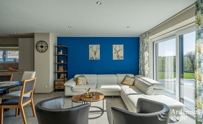 Gem�tliches Familienferienhaus mit Pool in Sainte-Ode, Ardennen