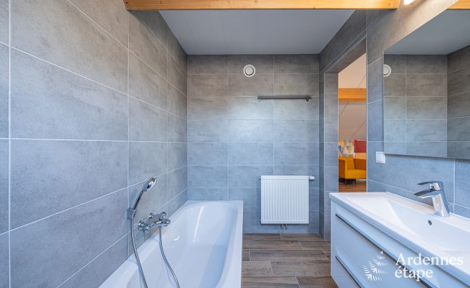 Gem�tliches Familienferienhaus mit Pool in Sainte-Ode, Ardennen