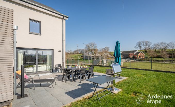 Gem�tliches Ferienhaus mit Pool in Sainte-Ode, Ardennen