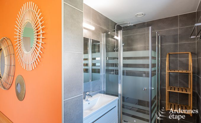 Gem�tliches Ferienhaus mit Pool in Sainte-Ode, Ardennen