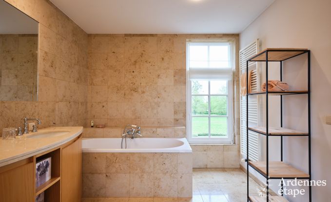 Charmante Ferienunterkunft im Nebengeb�ude eines Schlosses in Sars-la-Bruy�re, Ardennen