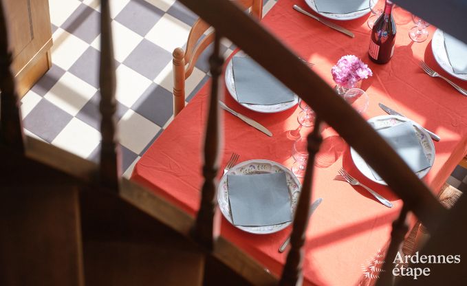 Charmante Ferienunterkunft im Nebengeb�ude eines Schlosses in Sars-la-Bruy�re, Ardennen
