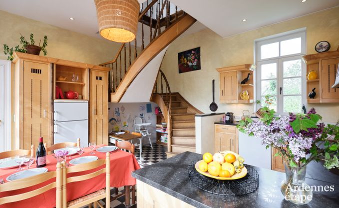 Charmante Ferienunterkunft im Nebengeb�ude eines Schlosses in Sars-la-Bruy�re, Ardennen