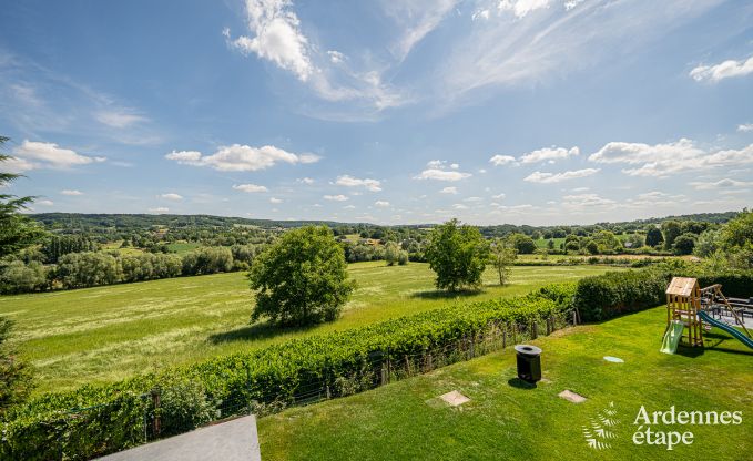 Ferienhaus Sippenaeken: charmante Unterkunft f�r 15 Personen mit Whirlpool und privatem Garten in den Ardennen