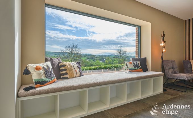 Ferienhaus Sippenaeken: charmante Unterkunft f�r 15 Personen mit Whirlpool und privatem Garten in den Ardennen