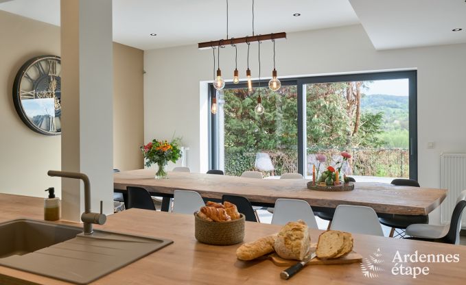 Ferienhaus Sippenaeken: charmante Unterkunft f�r 15 Personen mit Whirlpool und privatem Garten in den Ardennen