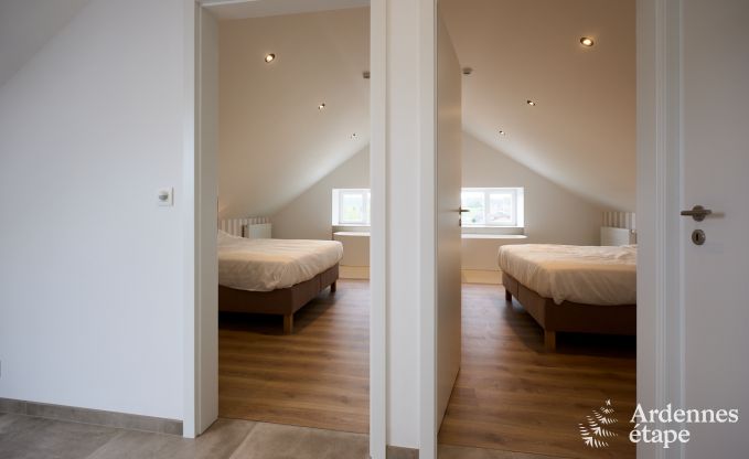 Ferienhaus Sippenaeken: charmante Unterkunft f�r 15 Personen mit Whirlpool und privatem Garten in den Ardennen