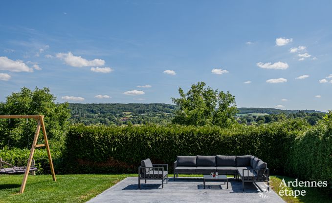 Ferienhaus Sippenaeken: charmante Unterkunft f�r 15 Personen mit Whirlpool und privatem Garten in den Ardennen