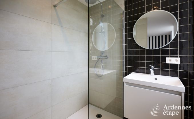 Ferienhaus Sippenaeken: charmante Unterkunft f�r 15 Personen mit Whirlpool und privatem Garten in den Ardennen