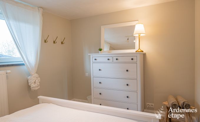 Gem�tliches Chalet in Somme-Leuze: Skandinavischer Aufenthalt f�r Familien mit Kindern und Haustieren