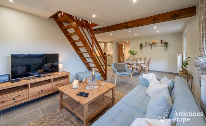 Gem�tliches Chalet in Somme-Leuze: Skandinavischer Aufenthalt f�r Familien mit Kindern und Haustieren