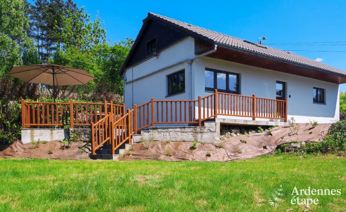 Gem�tliches Chalet in Somme-Leuze: Skandinavischer Aufenthalt f�r Familien mit Kindern und Haustieren