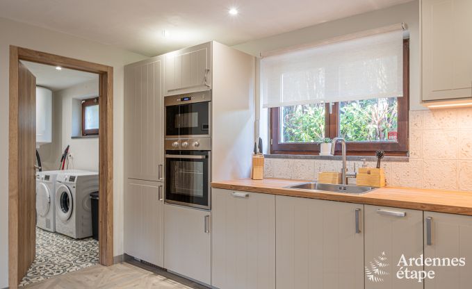 Gem�tliches Chalet in Somme-Leuze: Skandinavischer Aufenthalt f�r Familien mit Kindern und Haustieren