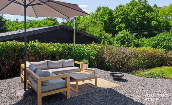 Gem�tliches Chalet in Somme-Leuze: Skandinavischer Aufenthalt f�r Familien mit Kindern und Haustieren