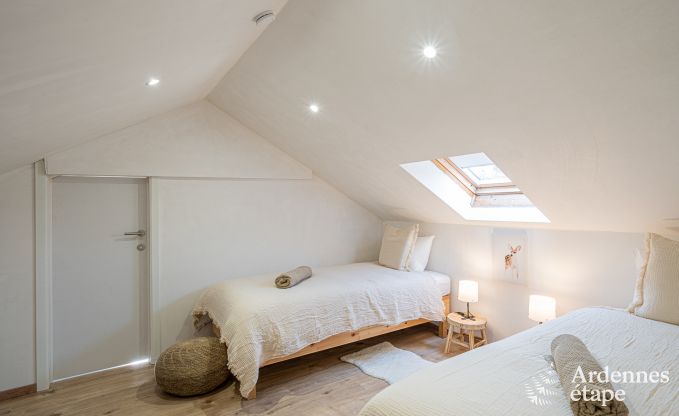 Gem�tliches Chalet in Somme-Leuze: Skandinavischer Aufenthalt f�r Familien mit Kindern und Haustieren