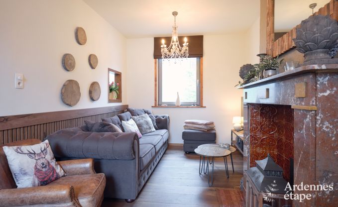 Gem�tliches Ferienhaus mit 3 Schlafzimmern in Somme-Leuze, Ardennen