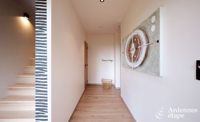 Komfortables und luxuri�ses Neubau-Ferienhaus in Somme-Leuze, Ardennen