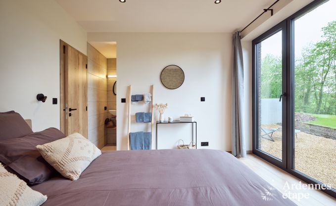 Komfortables und luxuri�ses Neubau-Ferienhaus in Somme-Leuze, Ardennen