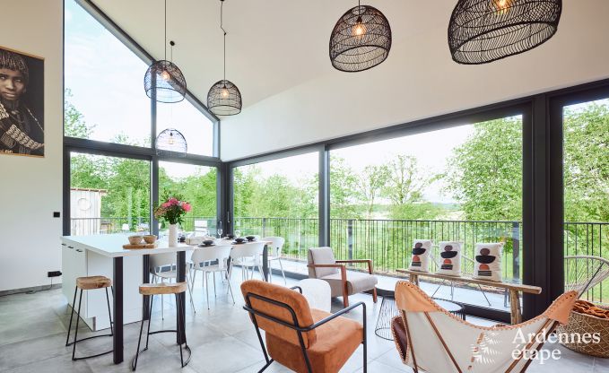 Komfortables und luxuri�ses Neubau-Ferienhaus in Somme-Leuze, Ardennen