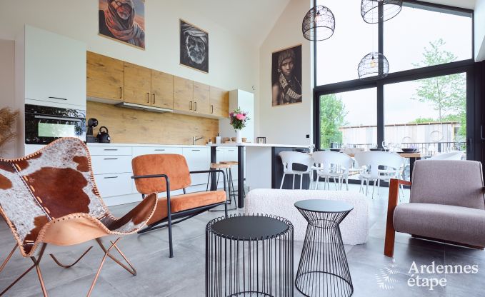 Komfortables und luxuri�ses Neubau-Ferienhaus in Somme-Leuze, Ardennen