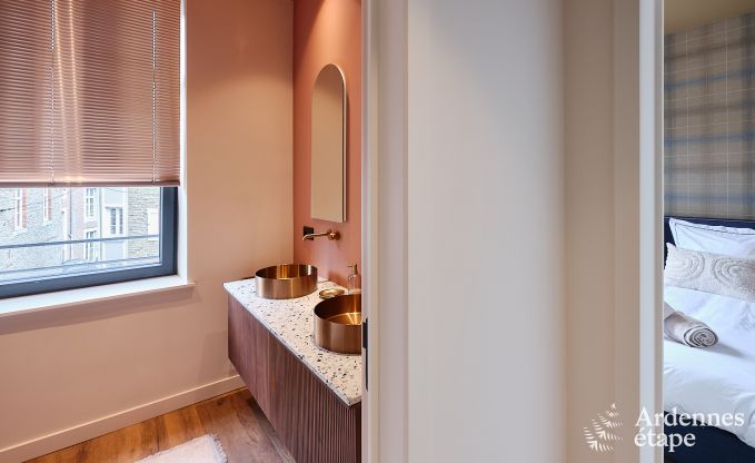 Charmantes Ferienhaus in Spa mit 2 Schlafzimmern, Entspannungsraum und privater Terrasse mit Jacuzzi