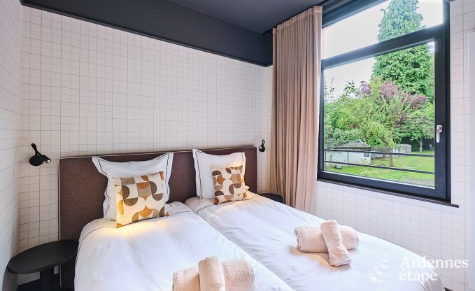 Charmantes Ferienhaus in Spa mit 2 Schlafzimmern, Entspannungsraum und privater Terrasse mit Jacuzzi