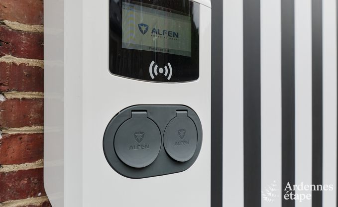 Charmantes Ferienhaus in Spa mit 2 Schlafzimmern, Entspannungsraum und privater Terrasse mit Jacuzzi