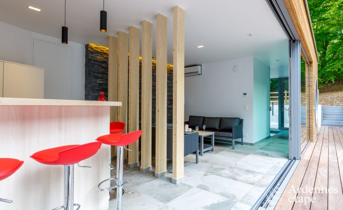 Geräumige Luxusvilla in Spa für 15 Personen mit 5 Schlafzimmern, Sauna, Außenpool und privatem Garten