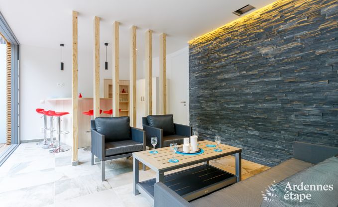 Geräumige Luxusvilla in Spa für 15 Personen mit 5 Schlafzimmern, Sauna, Außenpool und privatem Garten