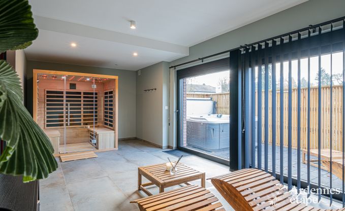 Hochwertiges Ferienhaus in den Ardennen: Luxusaufenthalt fr 10 Personen mit Pool, Jacuzzi und Nhe zu Spa und Francorchamps.