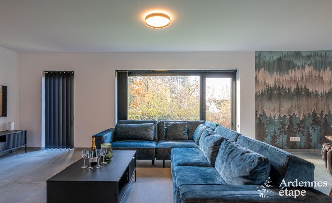 Hochwertiges Ferienhaus in den Ardennen: Luxusaufenthalt fr 10 Personen mit Pool, Jacuzzi und Nhe zu Spa und Francorchamps.