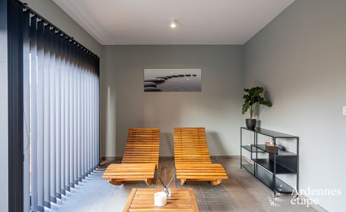 Hochwertiges Ferienhaus in den Ardennen: Luxusaufenthalt fr 10 Personen mit Pool, Jacuzzi und Nhe zu Spa und Francorchamps.