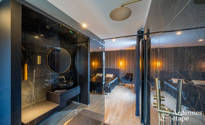 Hochwertiges Ferienhaus in den Ardennen: Luxusaufenthalt fr 10 Personen mit Pool, Jacuzzi und Nhe zu Spa und Francorchamps.