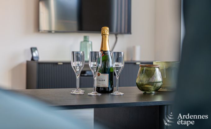 Hochwertiges Ferienhaus in den Ardennen: Luxusaufenthalt fr 10 Personen mit Pool, Jacuzzi und Nhe zu Spa und Francorchamps.