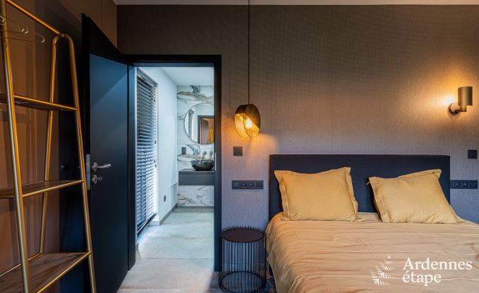 Hochwertiges Ferienhaus in den Ardennen: Luxusaufenthalt fr 10 Personen mit Pool, Jacuzzi und Nhe zu Spa und Francorchamps.