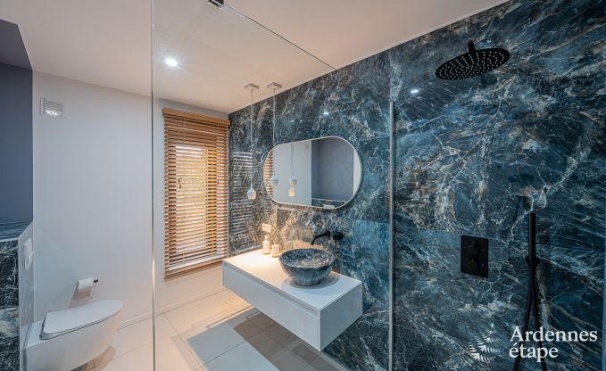 Hochwertiges Ferienhaus in den Ardennen: Luxusaufenthalt fr 10 Personen mit Pool, Jacuzzi und Nhe zu Spa und Francorchamps.