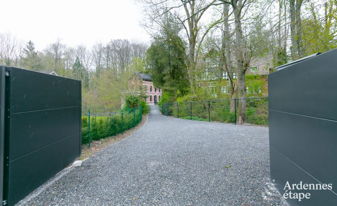 Ger�umiges Cottage f�r 8 Personen in Spa mit Sauna, Jacuzzi, 4 Schlaf- und Badezimmern und Privatgarten