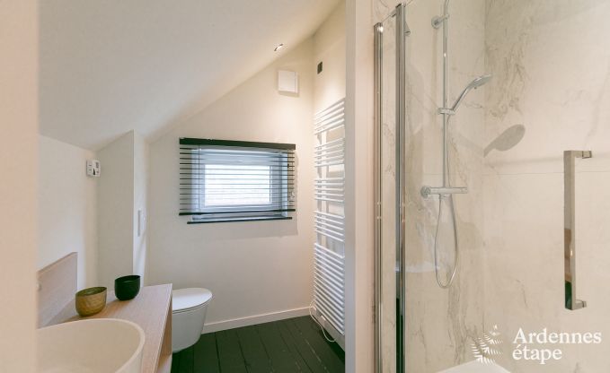 Ger�umiges Cottage f�r 8 Personen in Spa mit Sauna, Jacuzzi, 4 Schlaf- und Badezimmern und Privatgarten