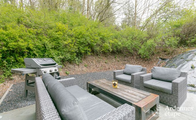 Ger�umiges Cottage f�r 8 Personen in Spa mit Sauna, Jacuzzi, 4 Schlaf- und Badezimmern und Privatgarten