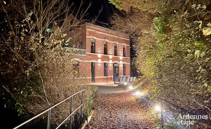 Ger�umiges Cottage f�r 8 Personen in Spa mit Sauna, Jacuzzi, 4 Schlaf- und Badezimmern und Privatgarten