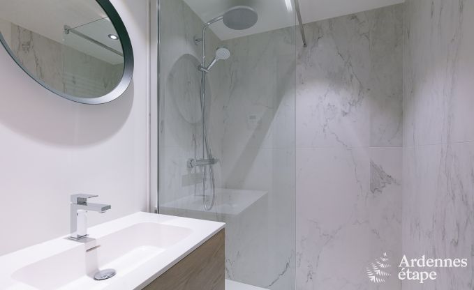 Ger�umiges Cottage f�r 8 Personen in Spa mit Sauna, Jacuzzi, 4 Schlaf- und Badezimmern und Privatgarten