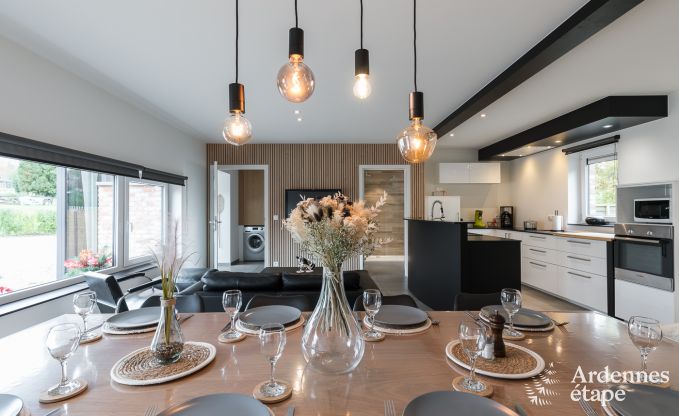 Ger�umiges Ferienhaus f�r 8 Personen in Spa in den Ardennen: 4 Schlafzimmer, 2 Badezimmer und eine private Terrasse, 1 km vom Stadtzentrum entfernt.